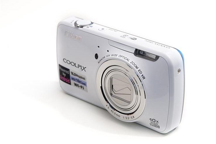 Nikon Coolpix S800C (2).jpg